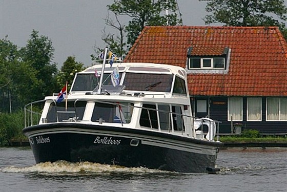 Boats-12-attachment19_Boten-3-bijlage11_BeGeCabrioArneSmit20075.JPG